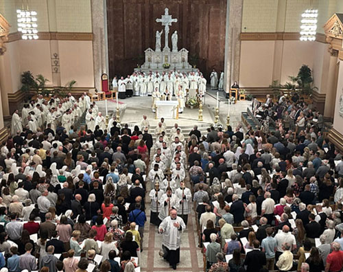 SS. Peter and Paul Cathedral in Indianapolis during a Mass.