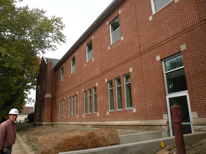 East%20View%20with%20side%20door%2010-09