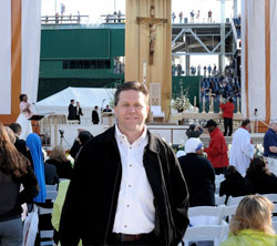 David Siler awaits the start of the papal Mass on April 17 at Nationals Park in Washington. (Submitted photo) 