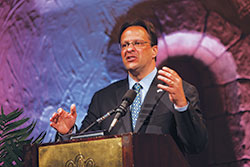 Indiana University men's basketball coach Tom Crean speaks at the Spirit of Service Awards dinner in Indianapolis on April 18. (Photo by Rich Clark)